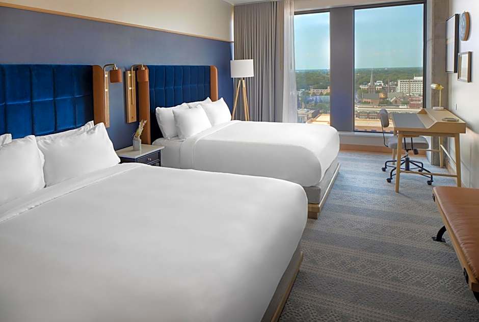 Jasper Hotel