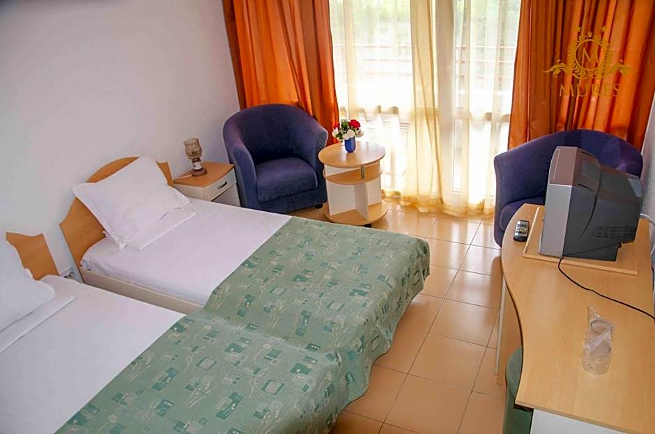 Hotel Mures