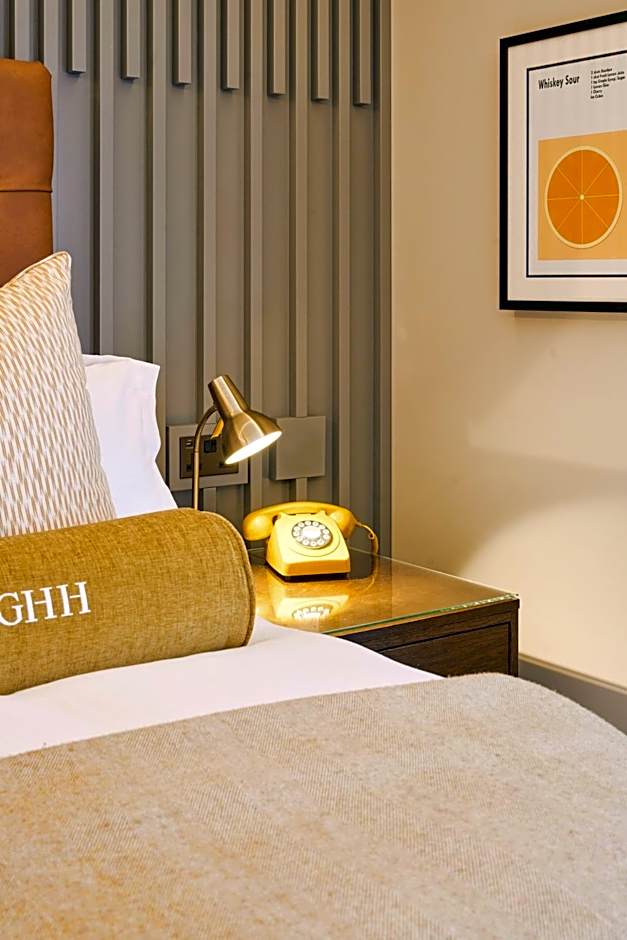 Guildford Harbour Hotel