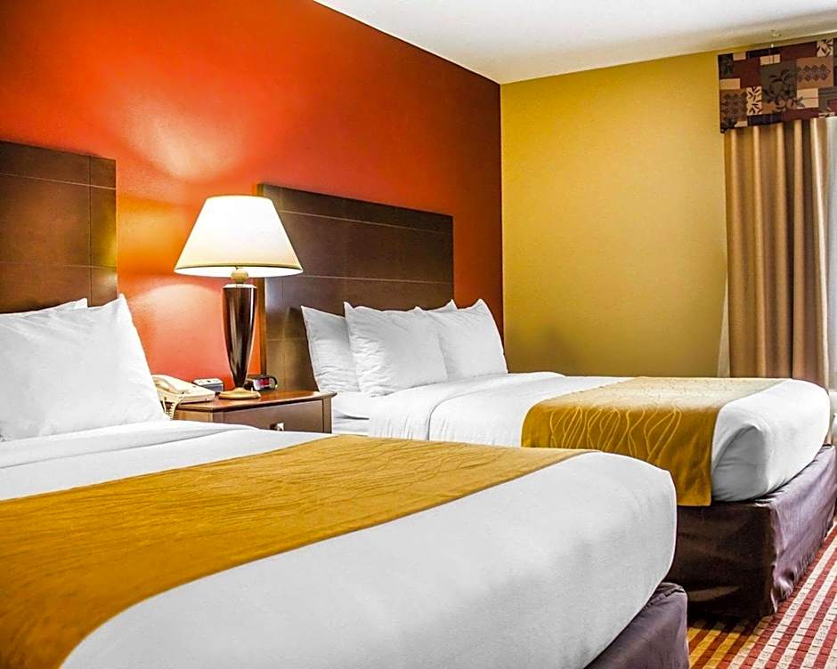 Comfort Inn & Suites Dayville - Killingly Industrial Park