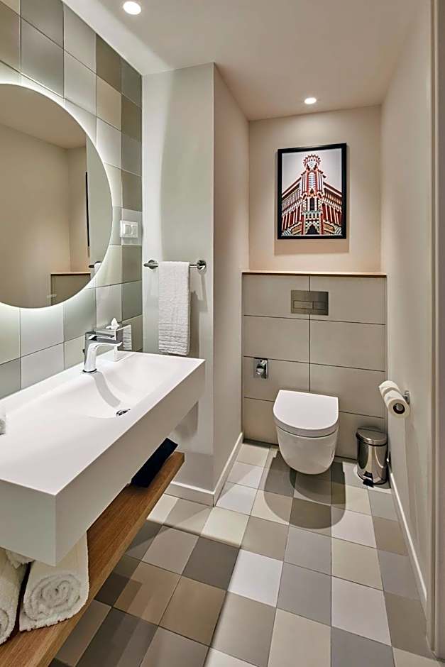 Hampton by Hilton Barcelona Fira Gran Via