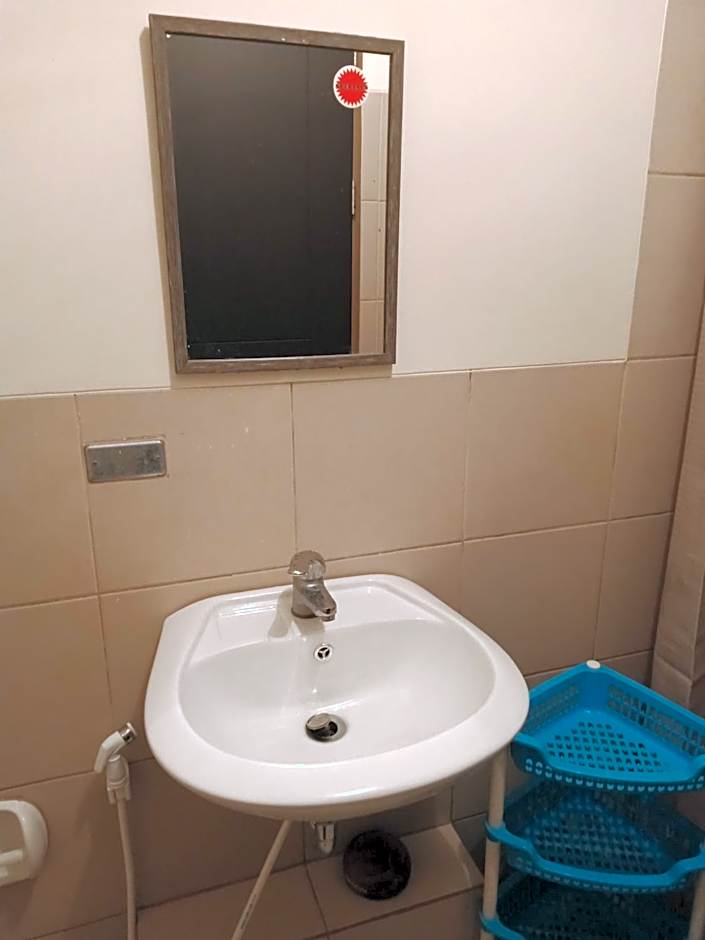 BRISTLE RIDGE CONDOMINIUM