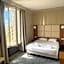 Logis Hôtel Du Château - Combourg, Proche Saint-Malo