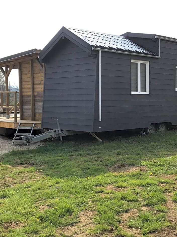 Les nuits insolites de la mothe - hébergement en bulle ou tiny house avec spa privatif