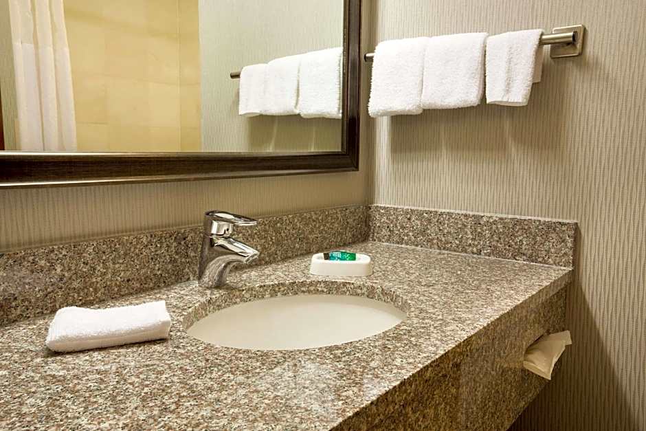 Drury Inn & Suites Columbus South