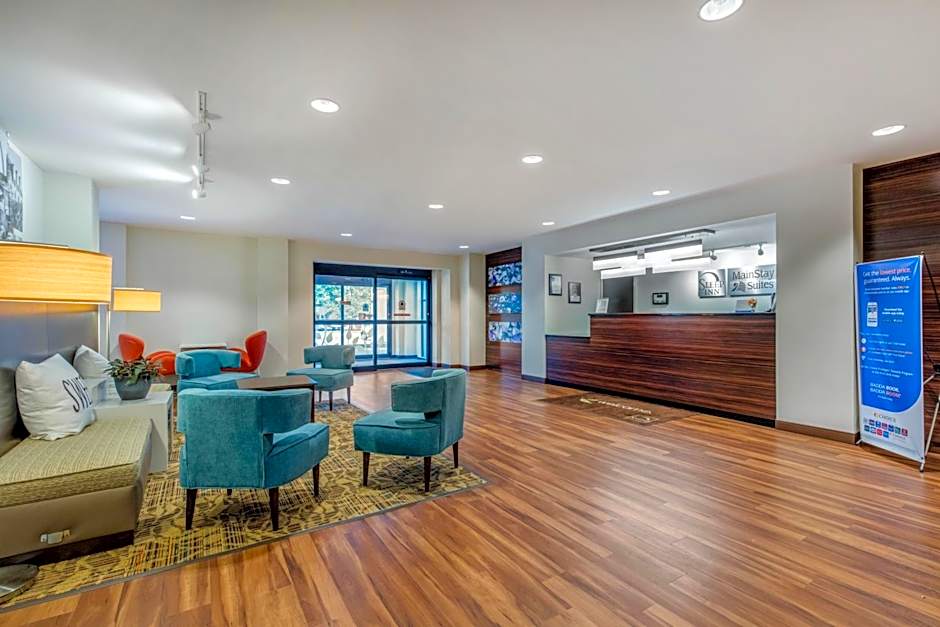 MainStay Suites St. Louis Airport