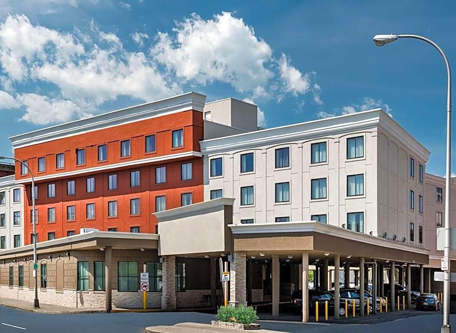 Country Inn & Suites by Radisson, Downtown Albany New York