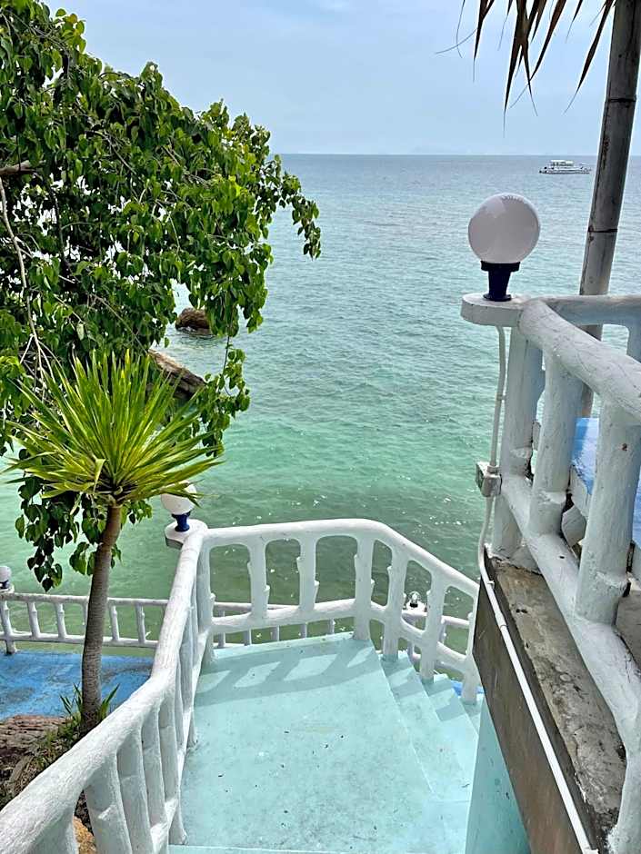 Secret Place Hotel and Restaurant