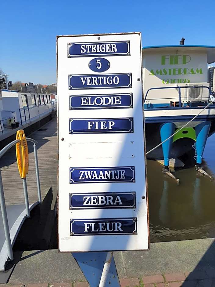 Botel Elodie