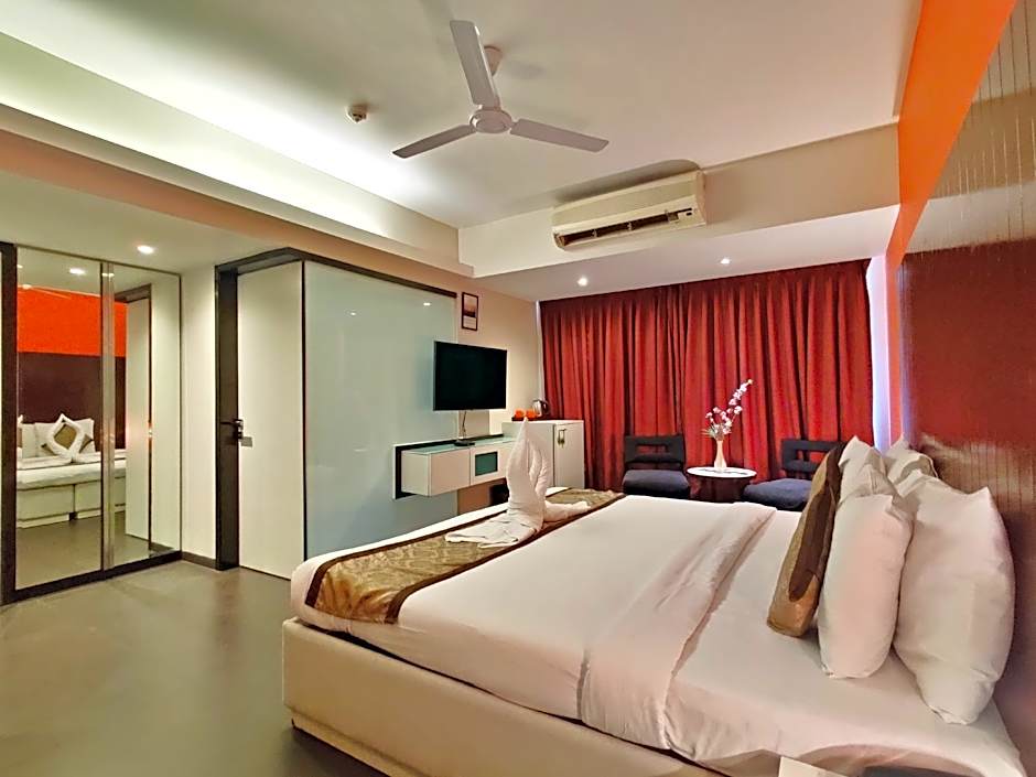 Photo 1 of 4 of Premier Room