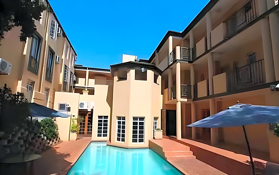 Airport Inn And Suites