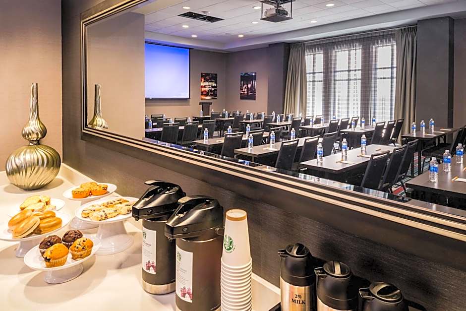 Courtyard by Marriott Wilmington Downtown/Historic District