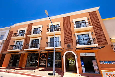 HOTEL COLLI