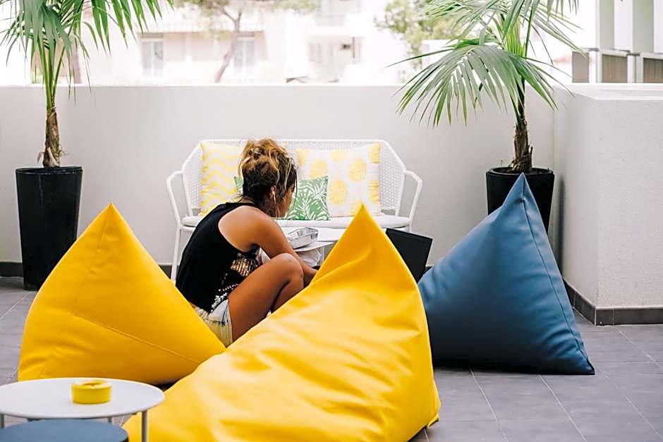 AMISTAT Island Hostel Ibiza - ALBERGUE JUVENIL