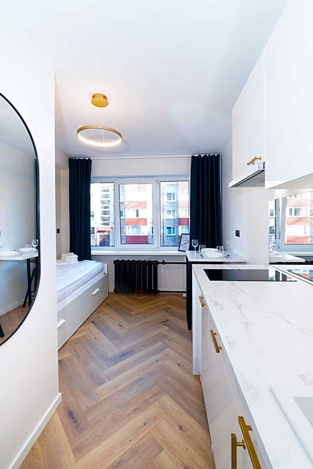 Tallinn Airport Studios by Revalhome