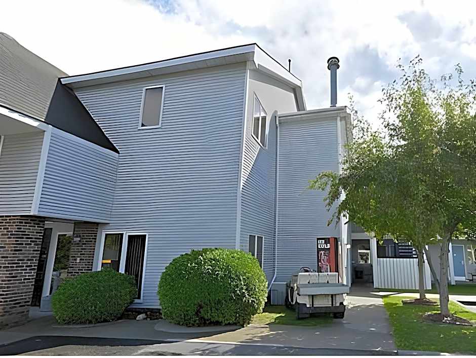 Americas Best Value Inn St. Ignace