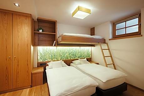 Family Room with Sauna