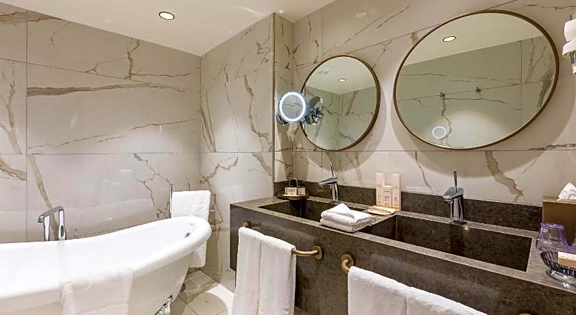 Stayso The House Hotel