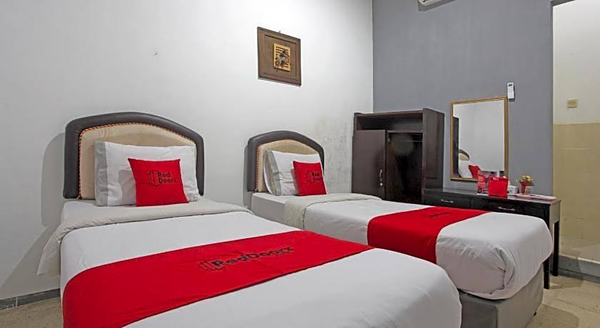 RedDoorz @ Soekarno Hatta 2