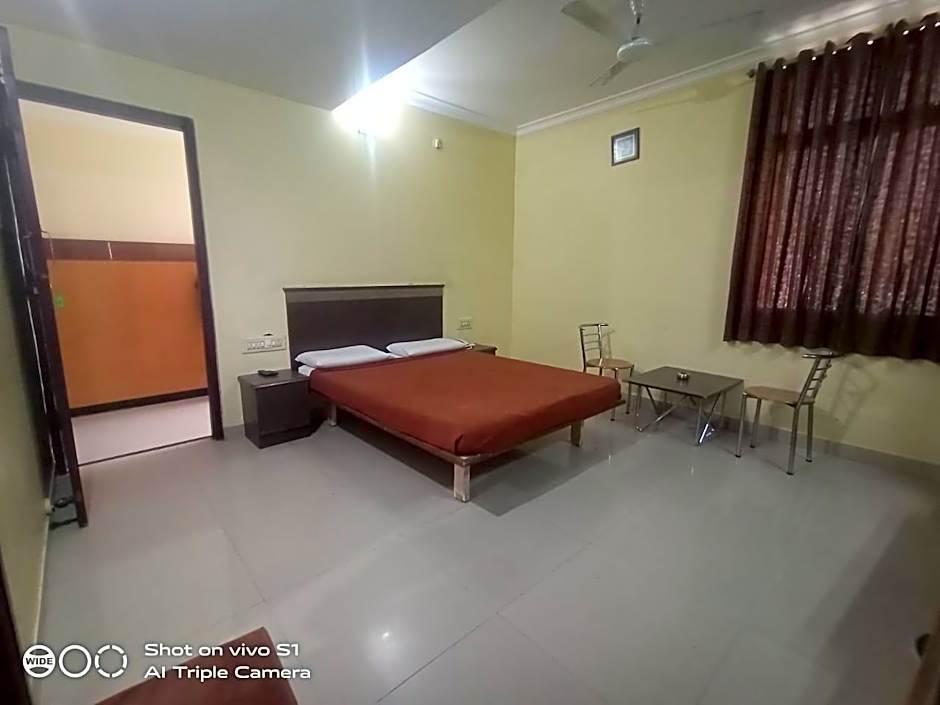 Photo 1 of 5 of Double Room with Fan