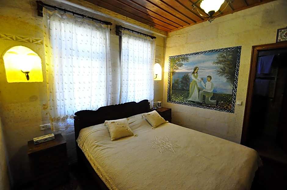 Kismet Cave House