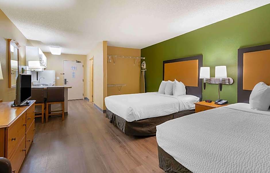 Extended Stay America Suites - Kansas City - Country Club Plaza