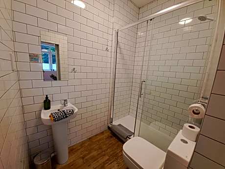 Superior Double Room with Private Bathroom