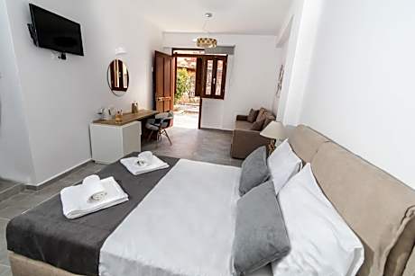 Basic Triple Room-Ground Floor