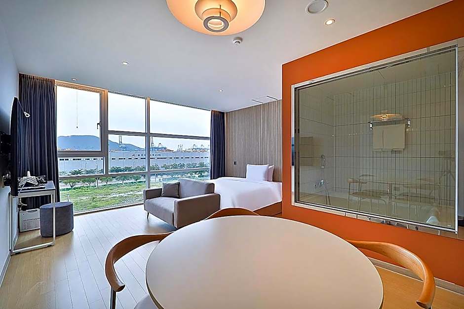 Browndot Signature Hotel