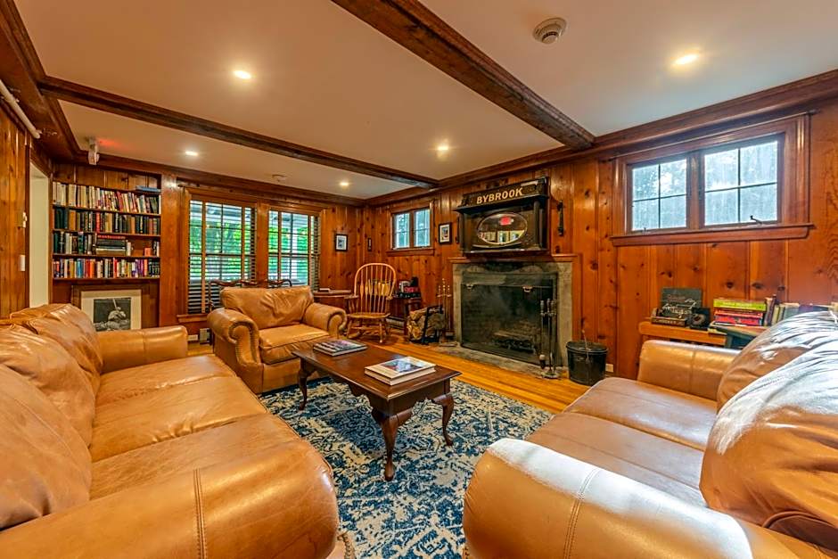 Cranmore Mountain Lodge Bed & Breakfast