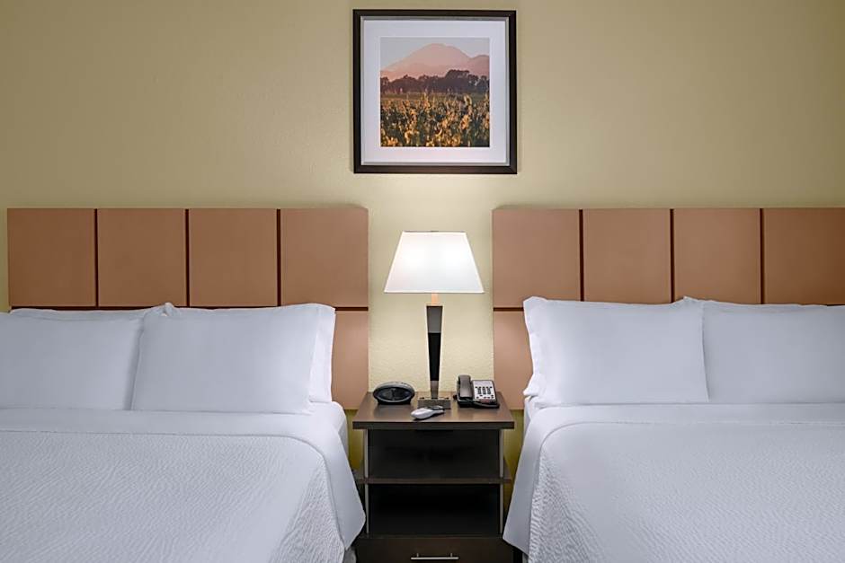 Candlewood Suites Turlock By IHG