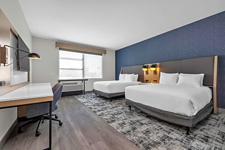 Queen Room with Tow Queen Beds, Mobility Access and Bathtub with Grab Bars, Non-Smoking