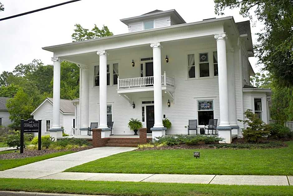 Sparrow Grove Manor