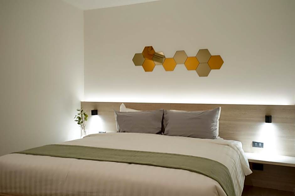 E11 Hotel - BTS Punnawithi