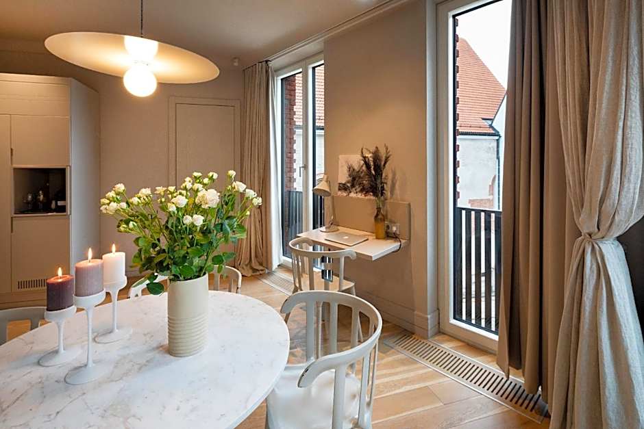 Redstone Apartments & Boutique Suites