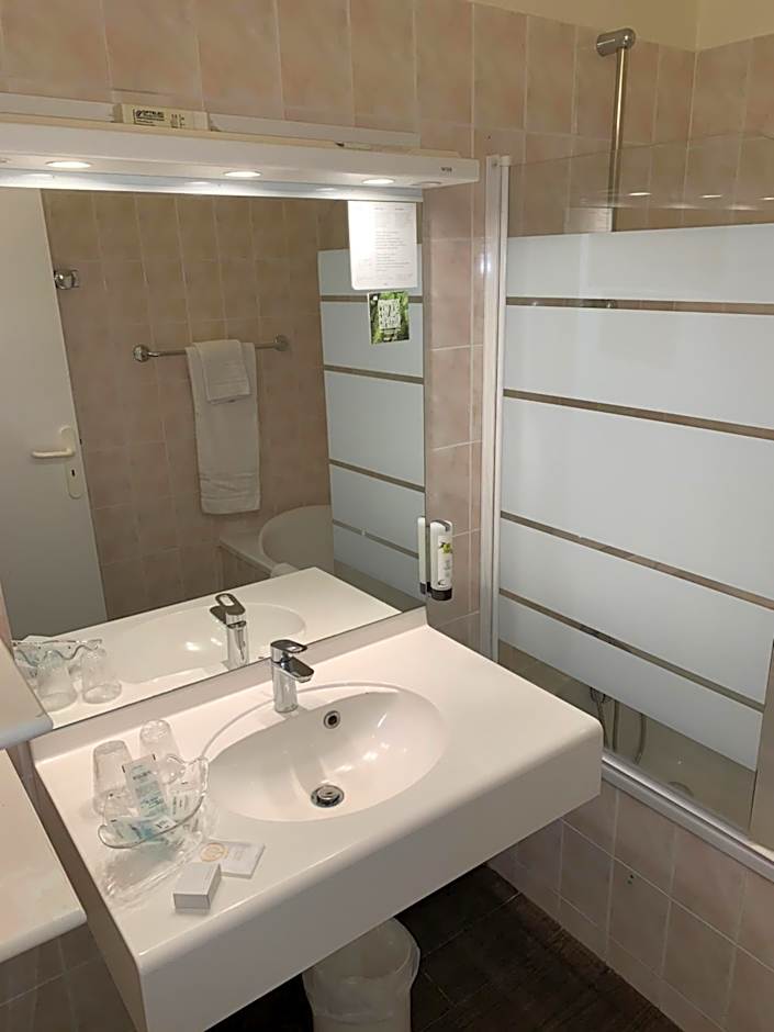 Logis Hôtel Les Nymphéas