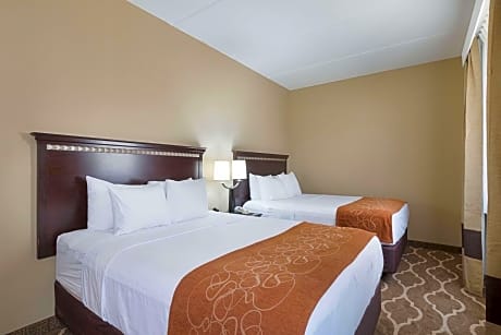 Queen Suite with Two Queen Beds - Non-Smoking