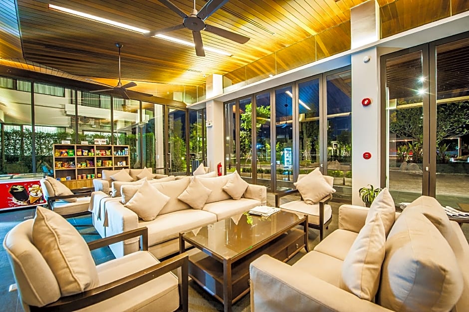 Burgundy Residence 304