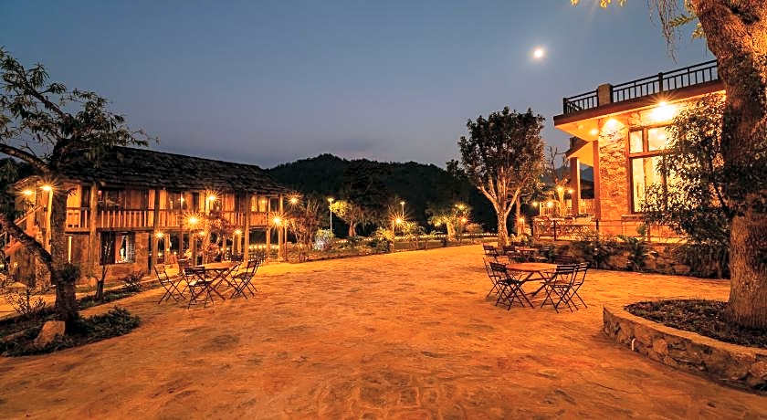 Khuoi Han Ecolodge Cao Bang