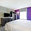 Home2 Suites by Hilton KCI Airport