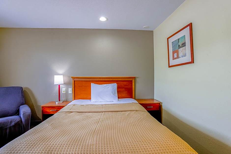 Budget Inn By OYO Natural Bridge I-81