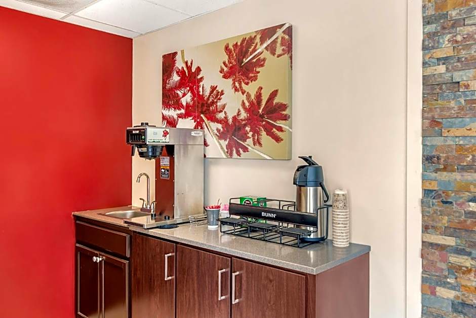 Red Roof Inn Atlanta - Kennesaw State University