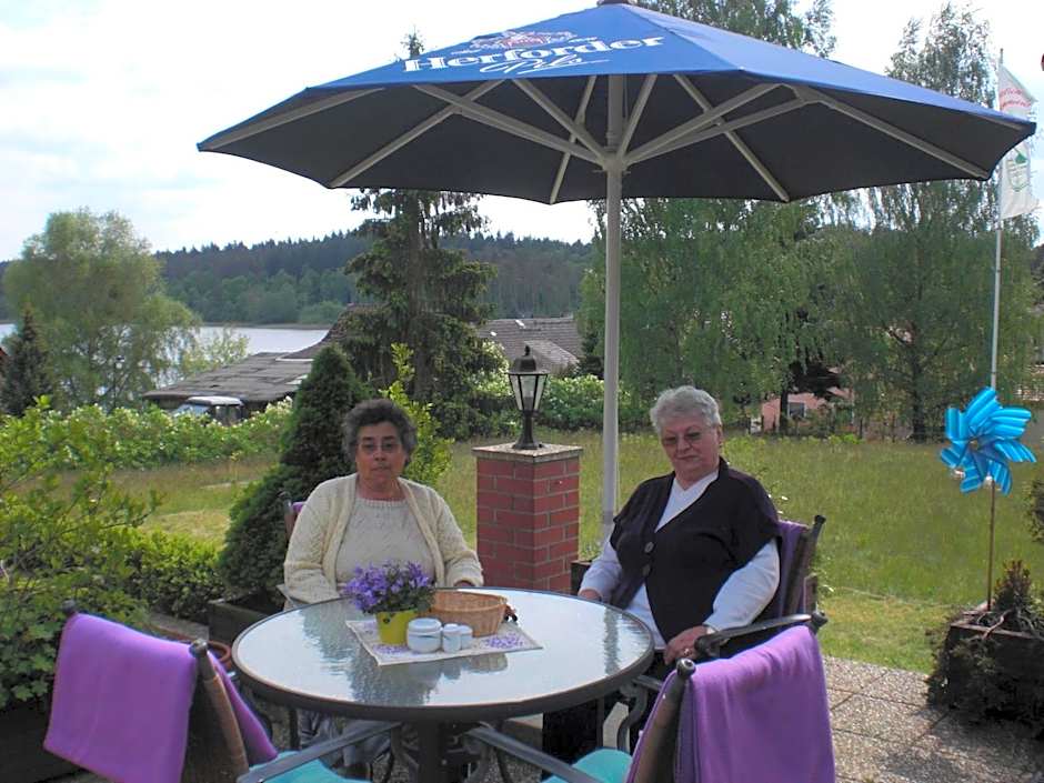 Ferienhof Altglobsow/ Cafe Seeblick