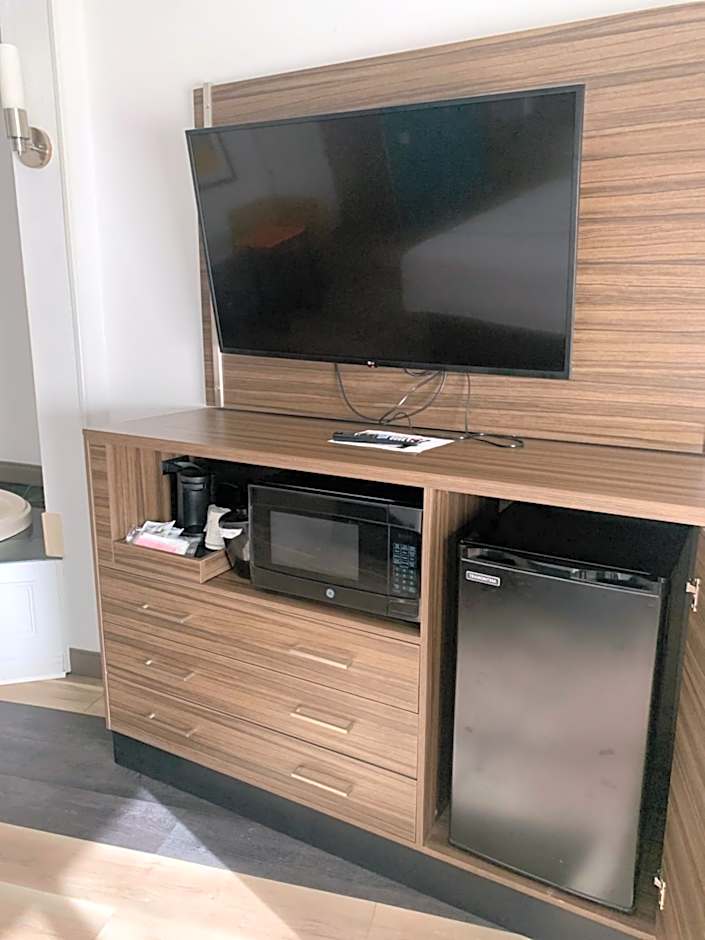 La Quinta Inn & Suites by Wyndham Oklahoma City North - Quail Springs