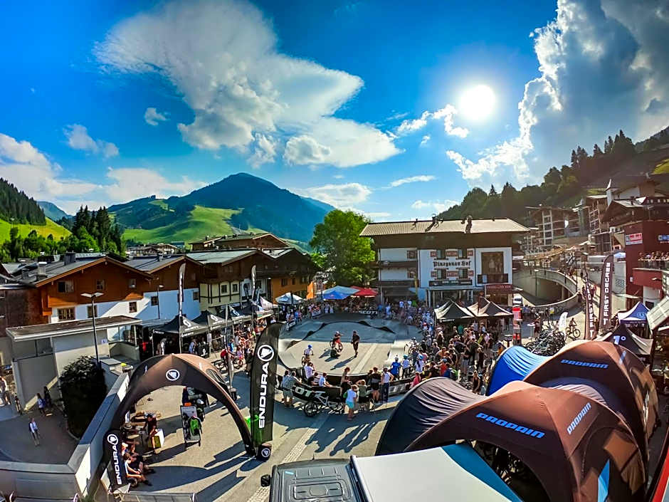 Hotel Pinzgauerhof - Inclusive Evening Dinner