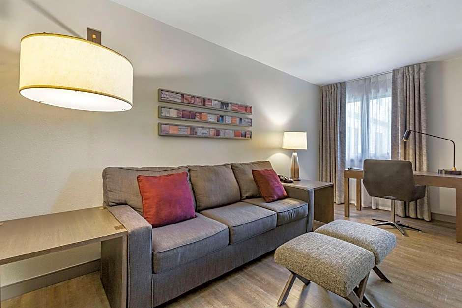 Windmill Suites Surprise - Phoenix, Ascend Hotel Collection