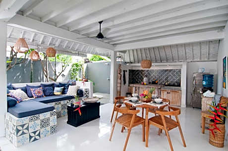 New! Walk To Seminyak Beach, Cafes, All Else