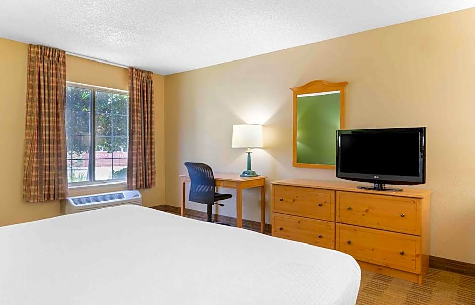 Extended Stay America Select Suites - Chicago - Lombard - Oakbrook
