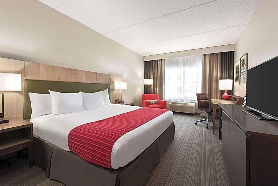Country Inn & Suites by Radisson, Duluth North, MN
