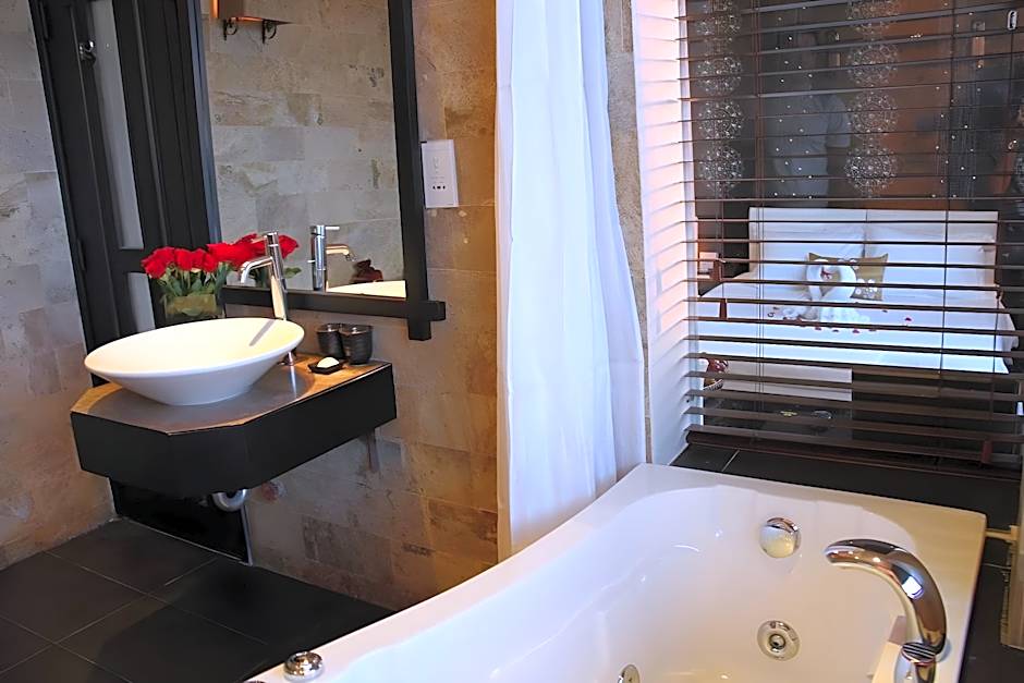 Orchid Hotel Hue